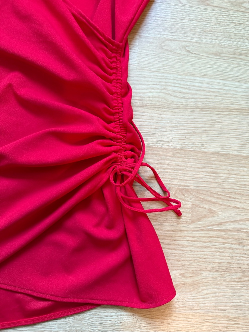 H&M Red Ruched Side Mini Slip Dress - Picture 2 of 5